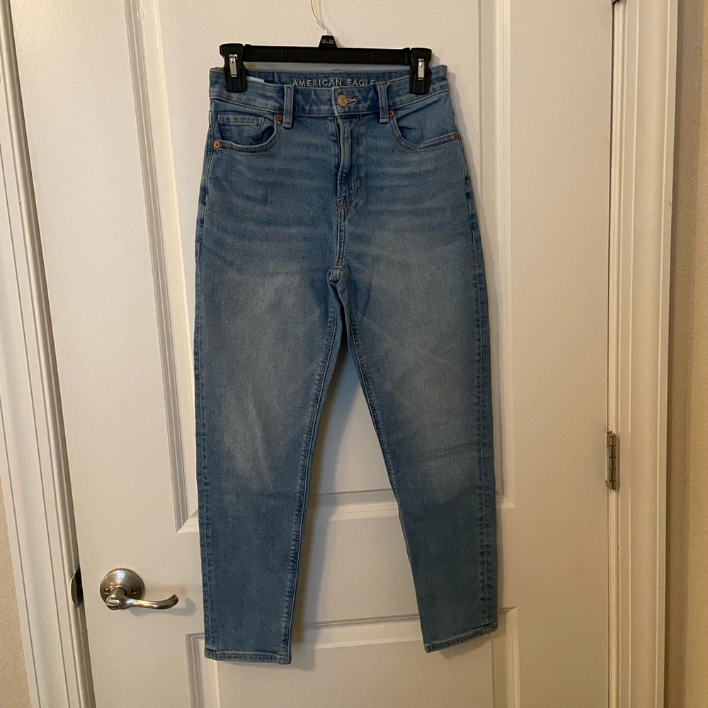 American Eagle Straight Leg Jeans